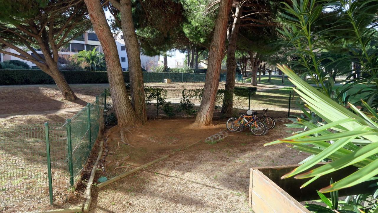 Sol-Y-Days Los Amigos, Studio 4 Couchages En Rez-De-Jardin, Avec Grande Terrasse Et Parking, A 250M De La Plage Le Grau-du-Roi Ngoại thất bức ảnh